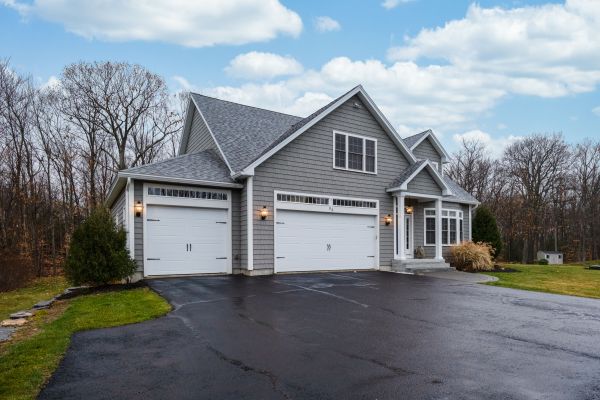 Lot Sealing in Bella Vista