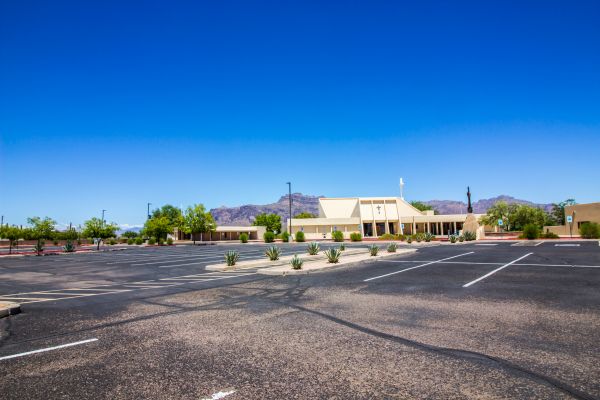 Parking Lot Crack Filling in Bella Vista